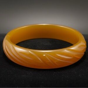Vintage Carved Butterscotch Bakelite Bangle Bracelet